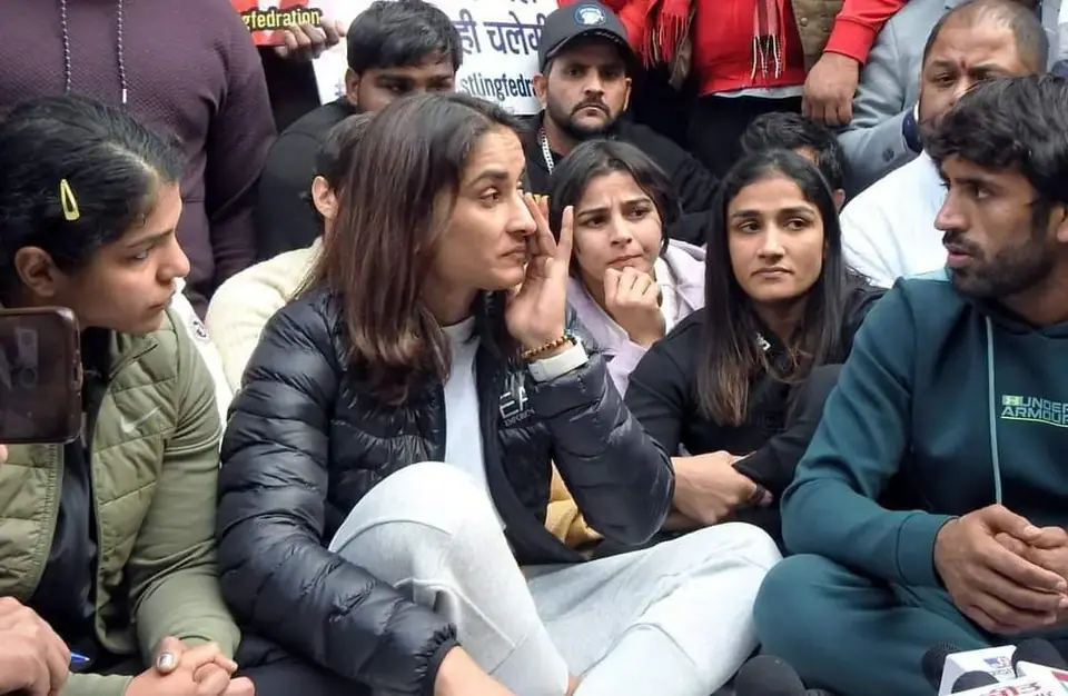 पहलवानों के साथ, जनवरी 2023