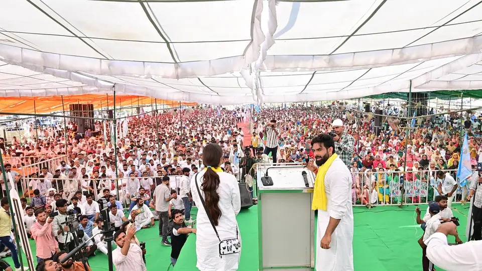परिवर्तन रैली का मंच